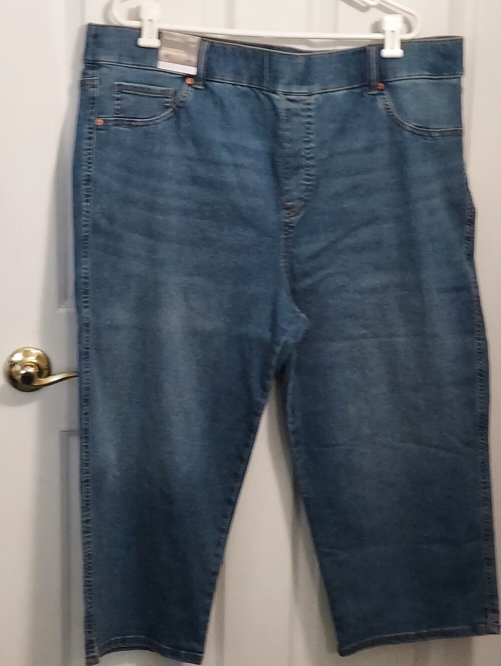NWT Style & Co. Denim Capris